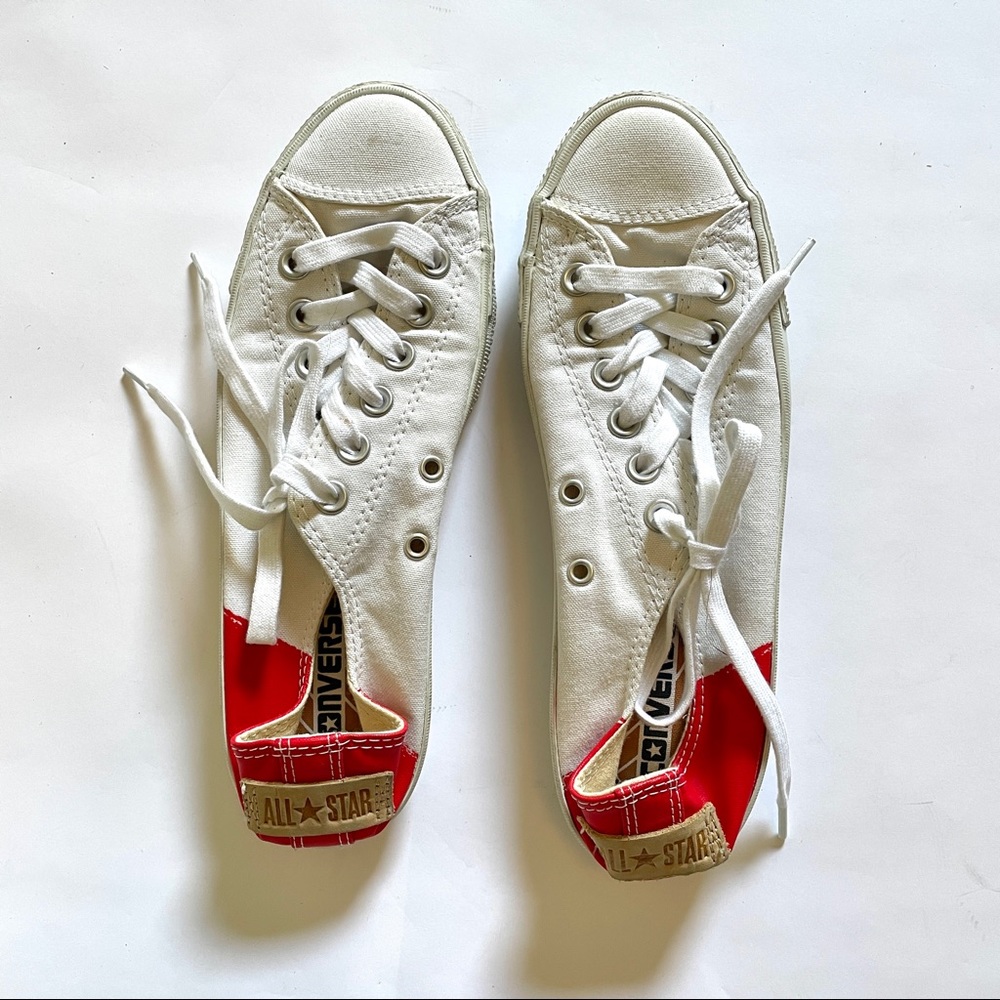 Converse Coastal Lowtop White & Red Heeled